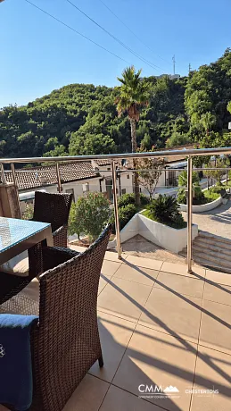 Pržno’da 2 yatak odalı daire — 64 m²